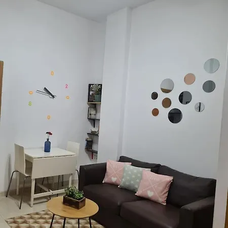 En El Fontanal, Casa- Patio De Vecinos * Севилья